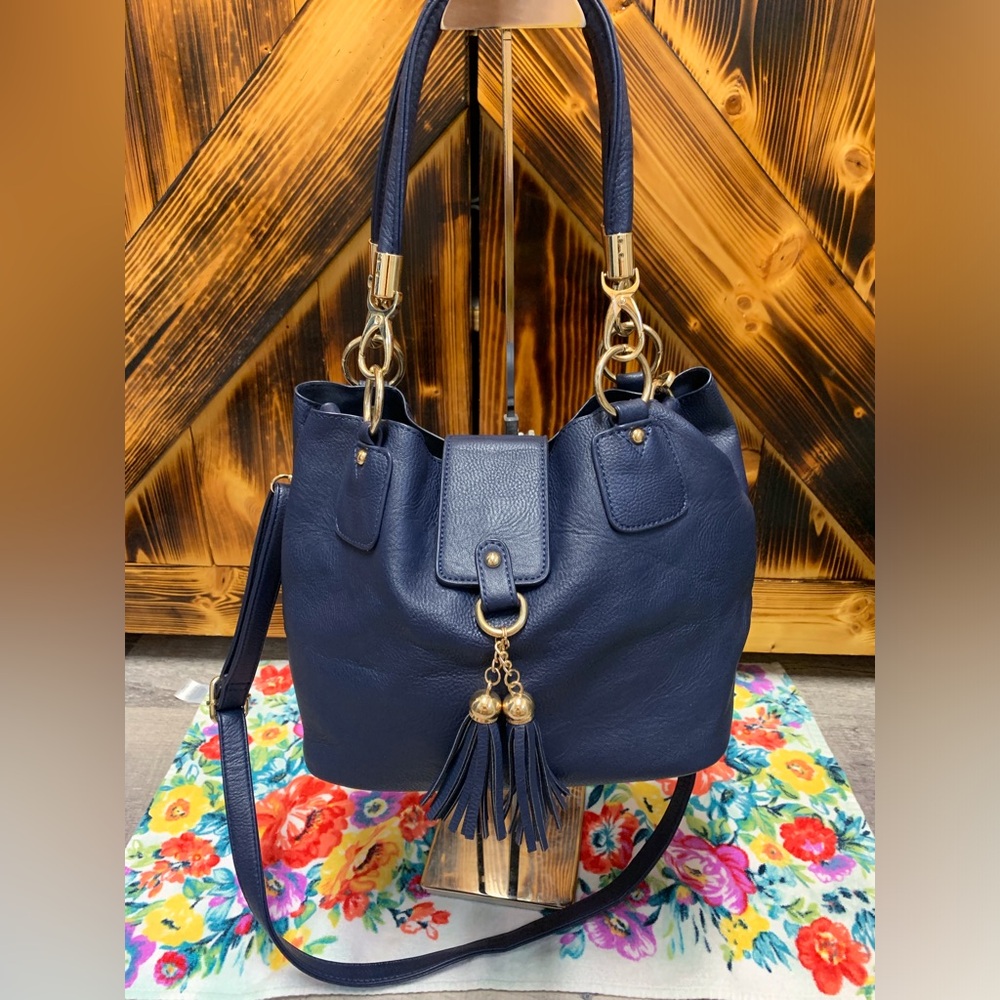 Elegant Navy Blue Handbag faux leather